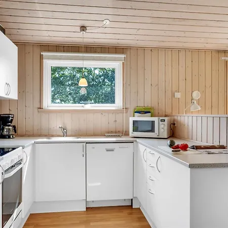 Alvina - 45m From The Sea By Interhome Feriehus *