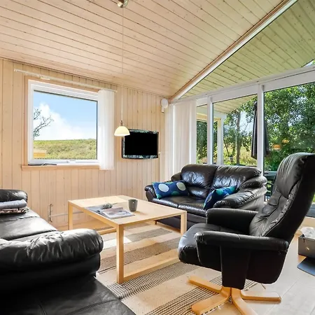 Alvina - 45m From The Sea By Interhome *